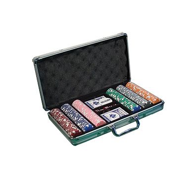 Aluminum cases with 300 Chips 2 decks , 5 dice etc